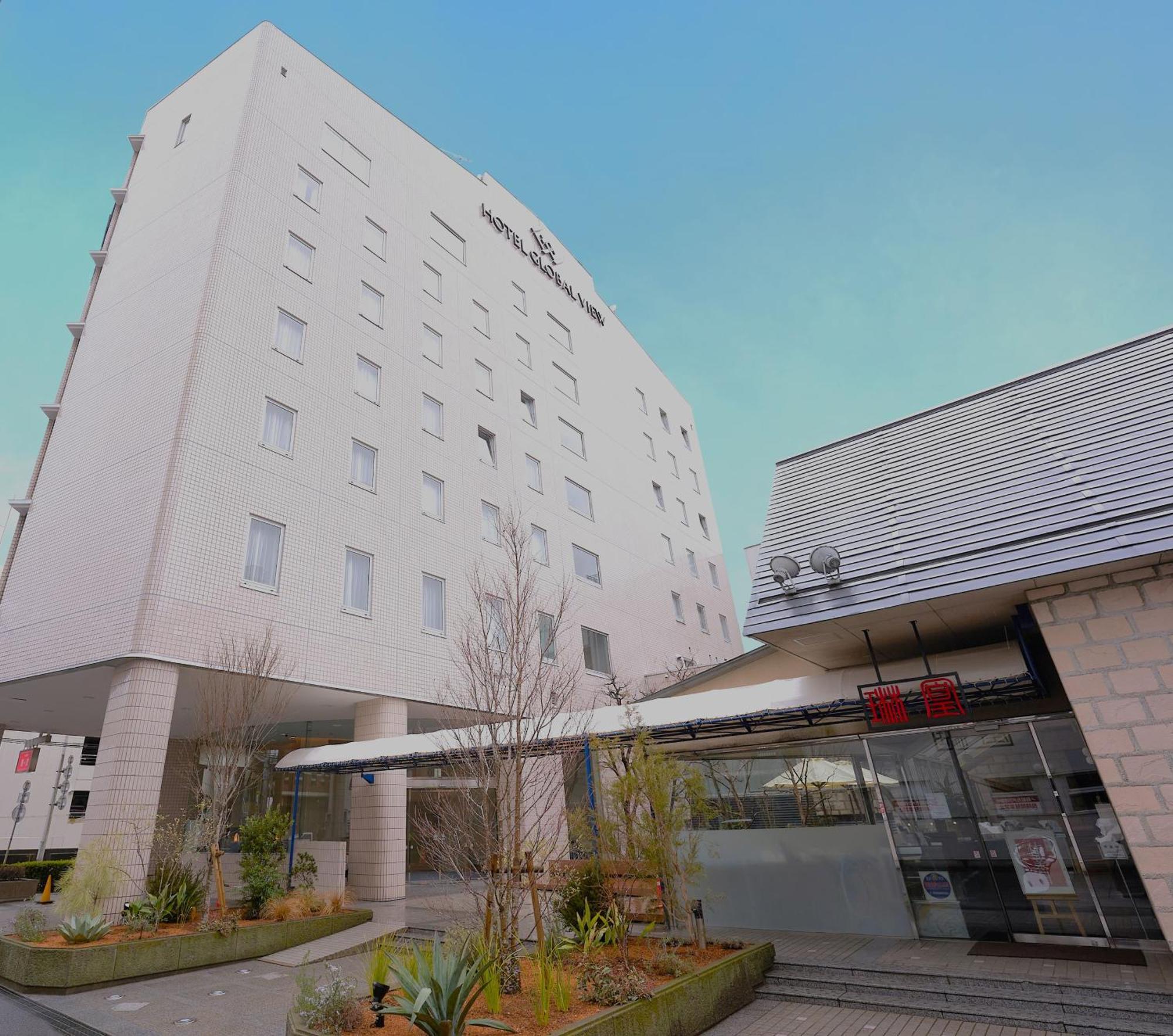 Hotel Global View Цутиура Экстерьер фото